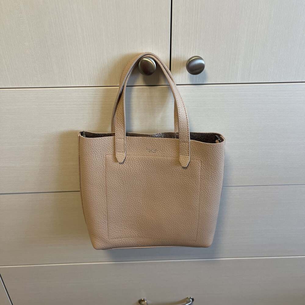 Botkier - Picture 2 of 5
